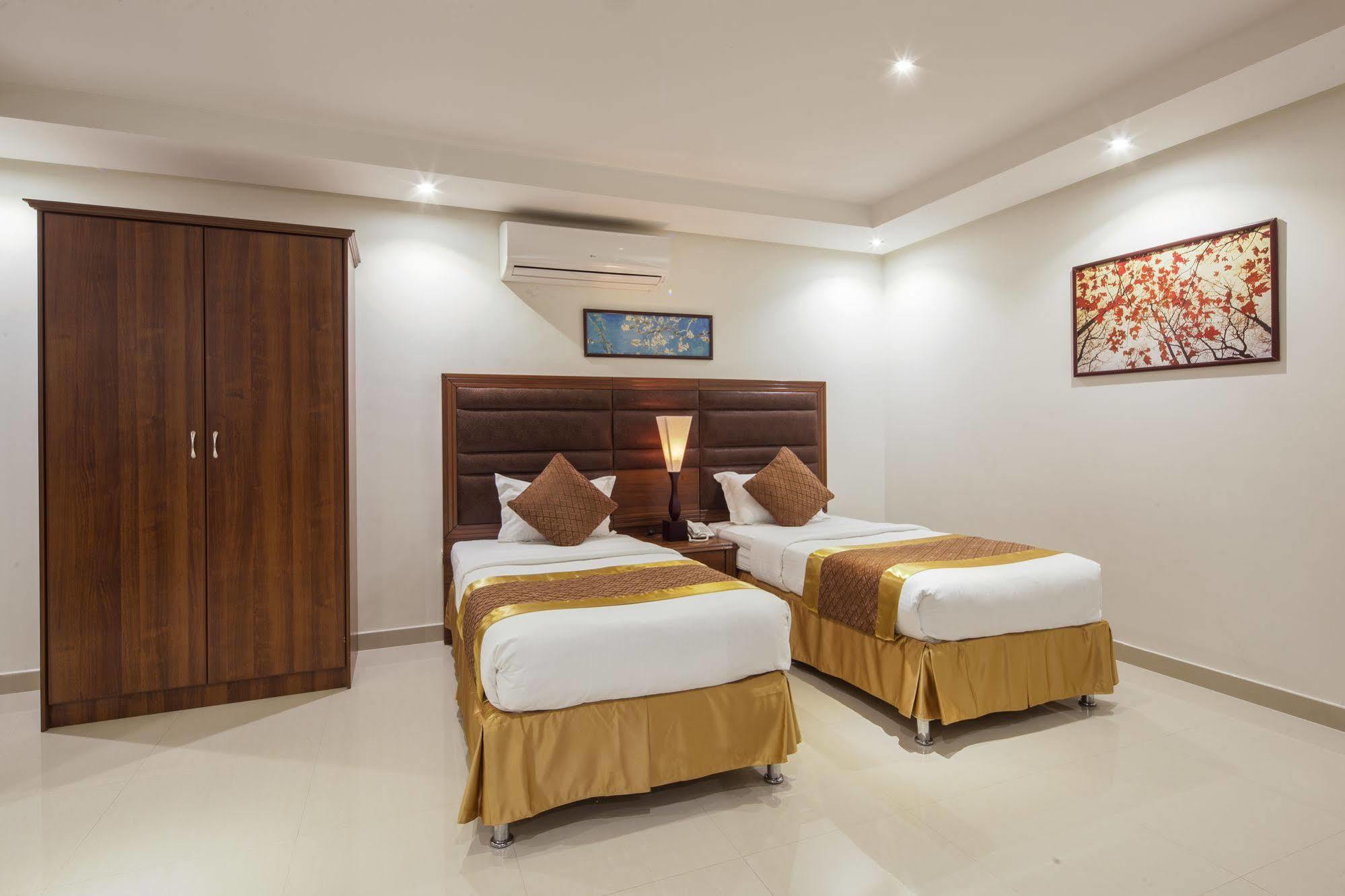 Burj Alhayah Hotel Suites Alfalah Riyadh Exterior photo
